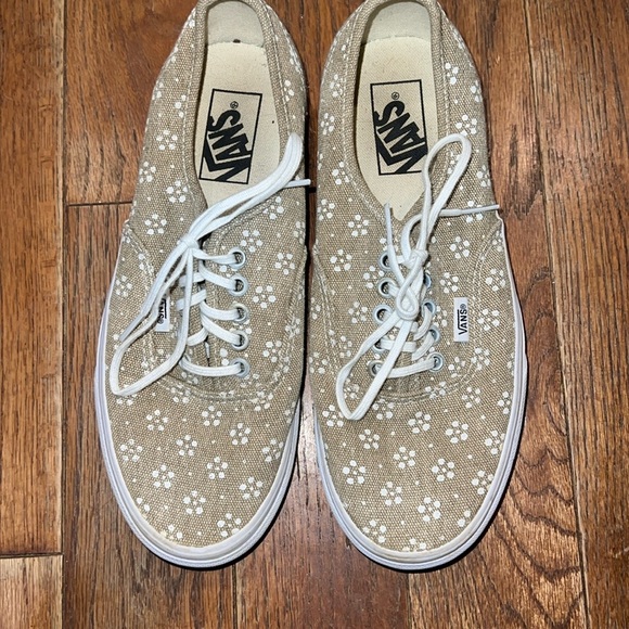 Women’s VANS Canvas Daisy in Tan & White - Picture 1 of 7